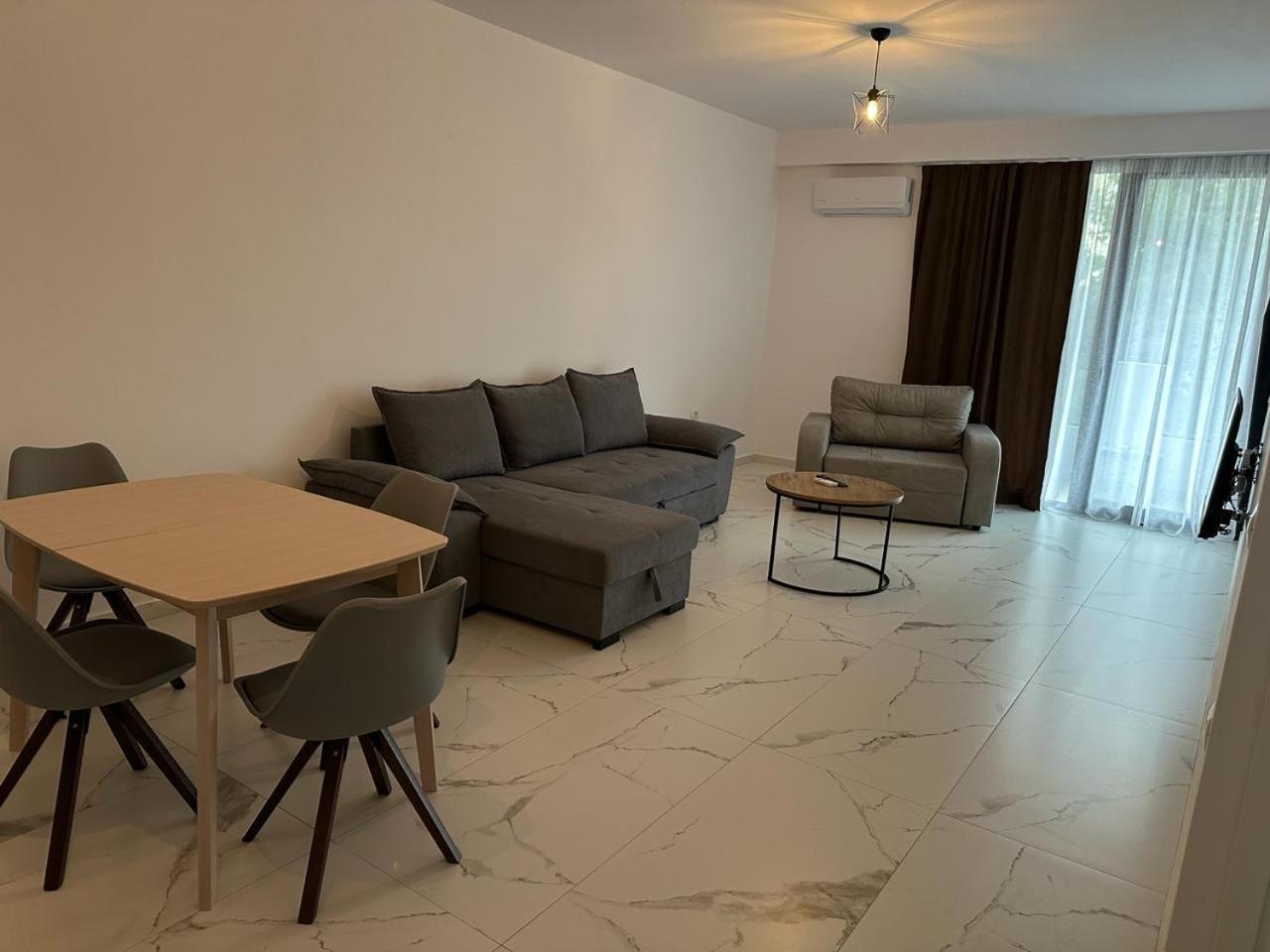 Sunrose Residences Sarandë Eksteriør bilde