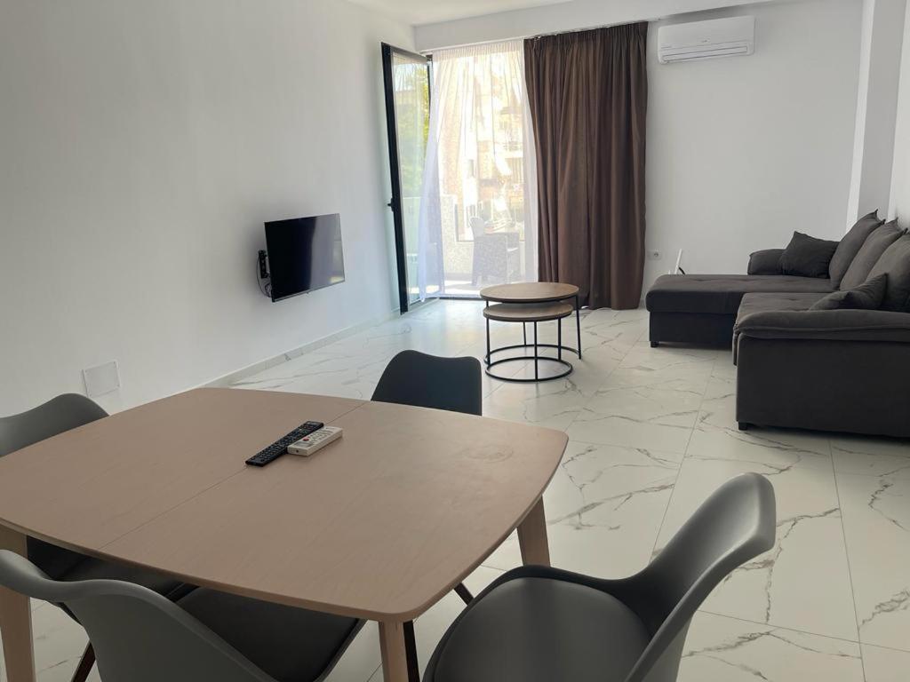 Sunrose Residences Sarandë Eksteriør bilde