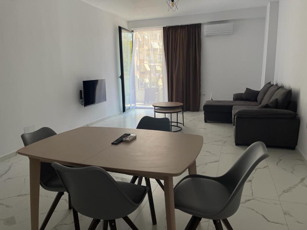 Sunrose Residences Sarandë Eksteriør bilde