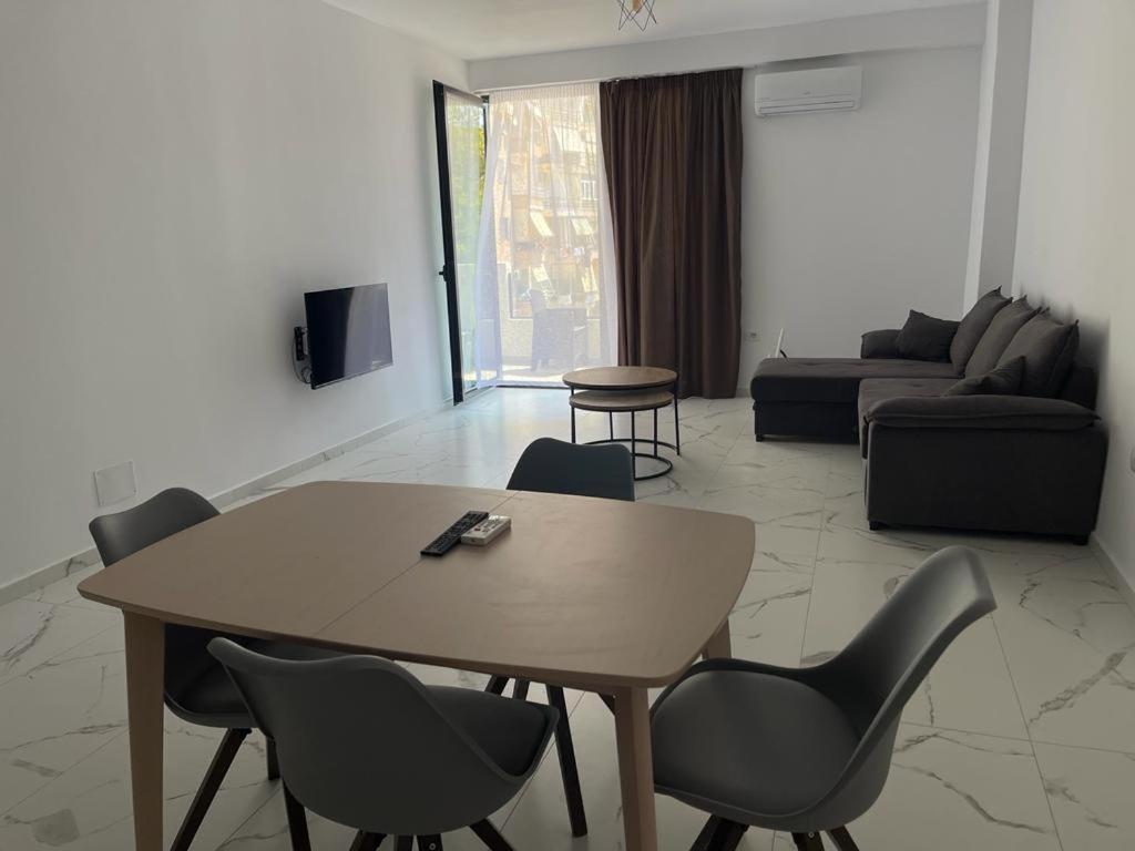 Sunrose Residences Sarandë Eksteriør bilde