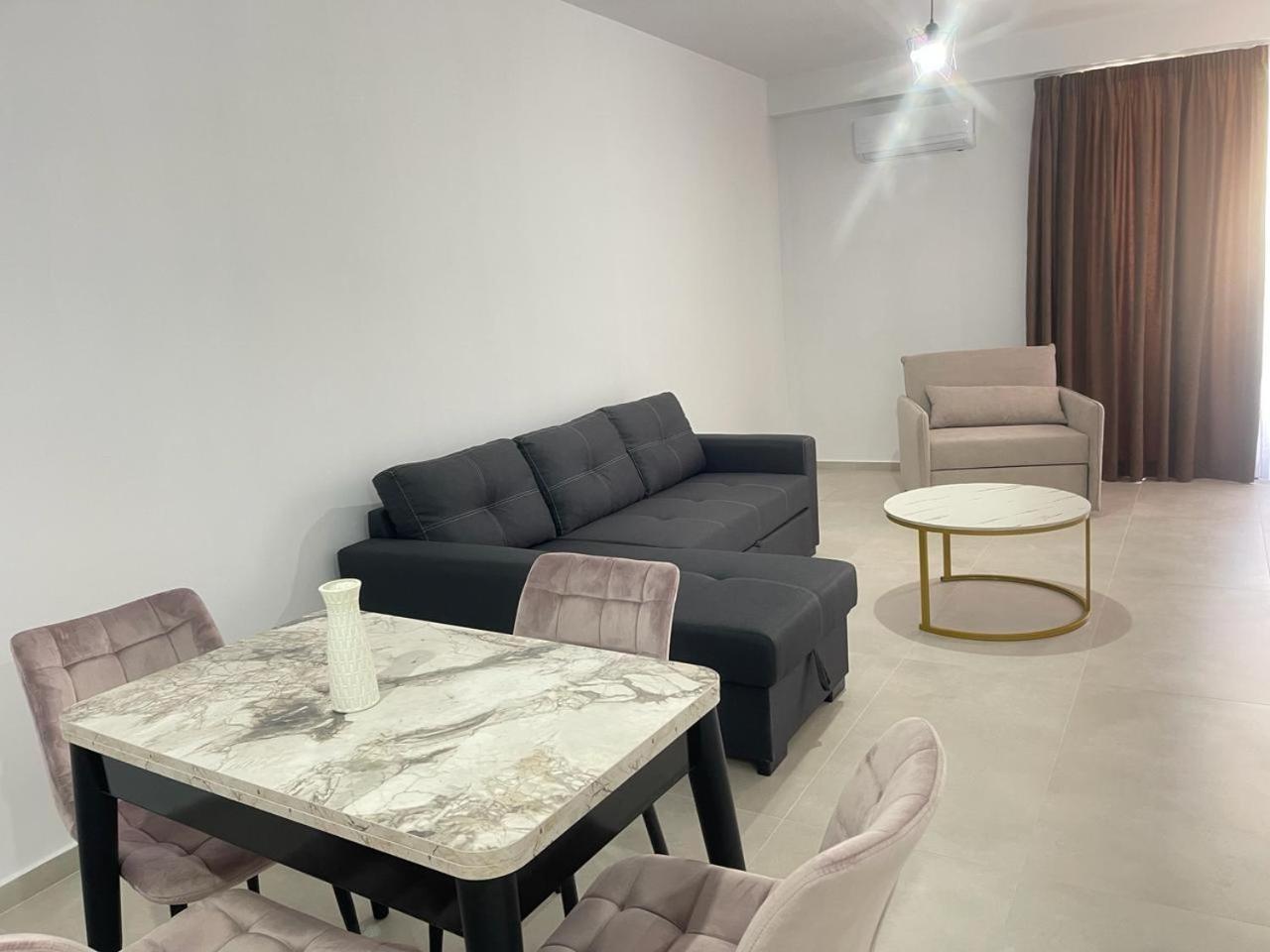 Sunrose Residences Sarandë Eksteriør bilde
